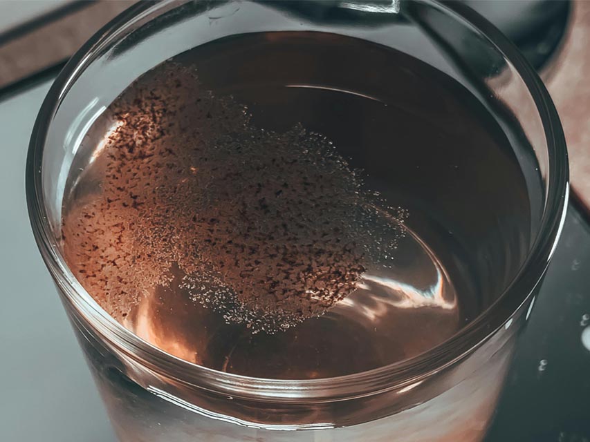 Sistema de filtración de agua residencial instalado en casa en México